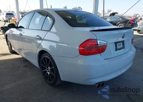 2006 BMW 325I z USA, uszkodzony, nr VIN WBAVB135X6KX38993